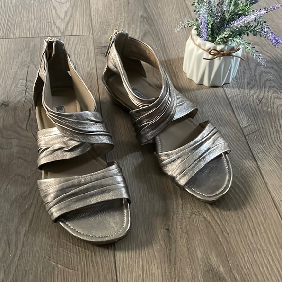 ecco bouillon sandal